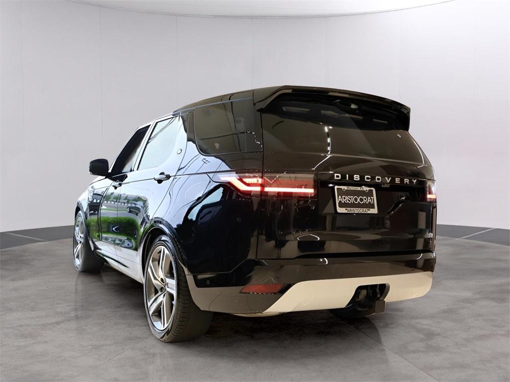 new 2025 Land Rover Discovery car, priced at $86,193