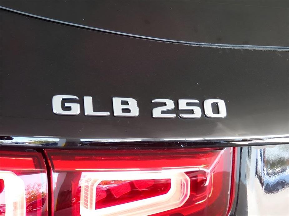 new 2023 Mercedes-Benz GLB 250 car, priced at $49,515