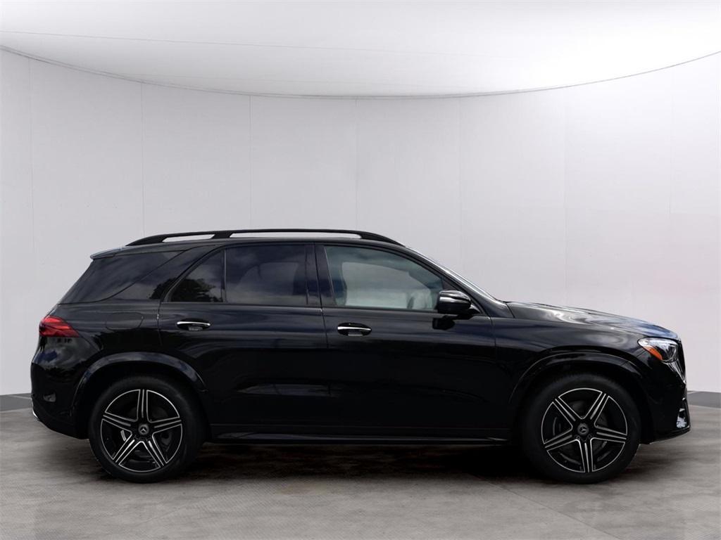 new 2025 Mercedes-Benz GLE 450 car, priced at $84,385