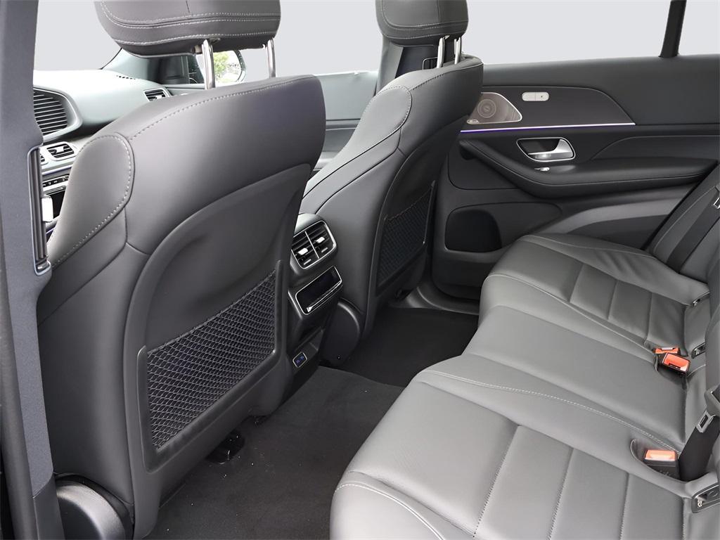 new 2025 Mercedes-Benz GLE 450 car, priced at $84,385