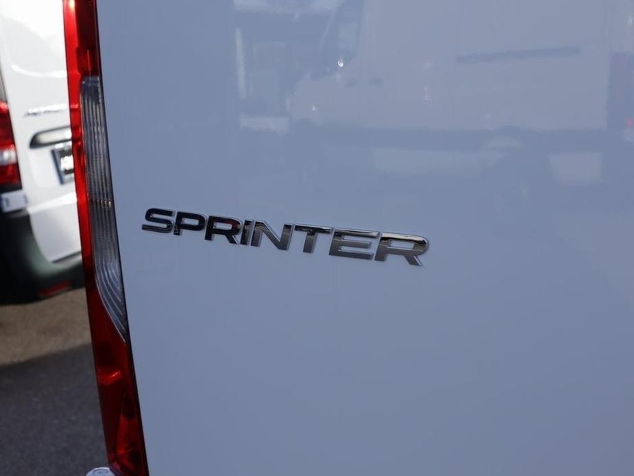 new 2024 Mercedes-Benz Sprinter 3500 car, priced at $71,887