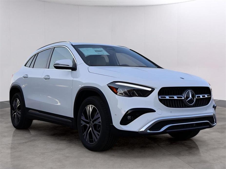 new 2025 Mercedes-Benz GLA 250 car, priced at $48,795