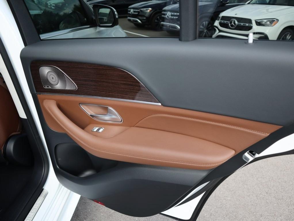 new 2026 Mercedes-Benz GLE 450 car, priced at $84,300