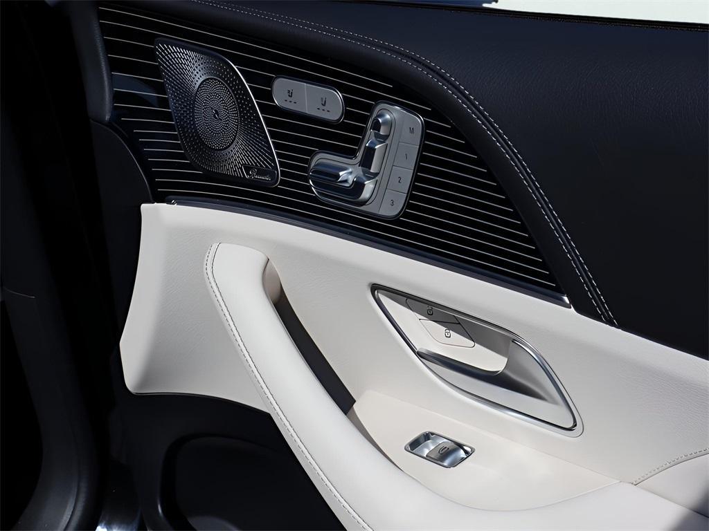 new 2026 Mercedes-Benz GLE 450 car, priced at $87,685