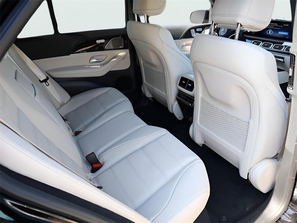 new 2026 Mercedes-Benz GLE 450 car, priced at $87,685