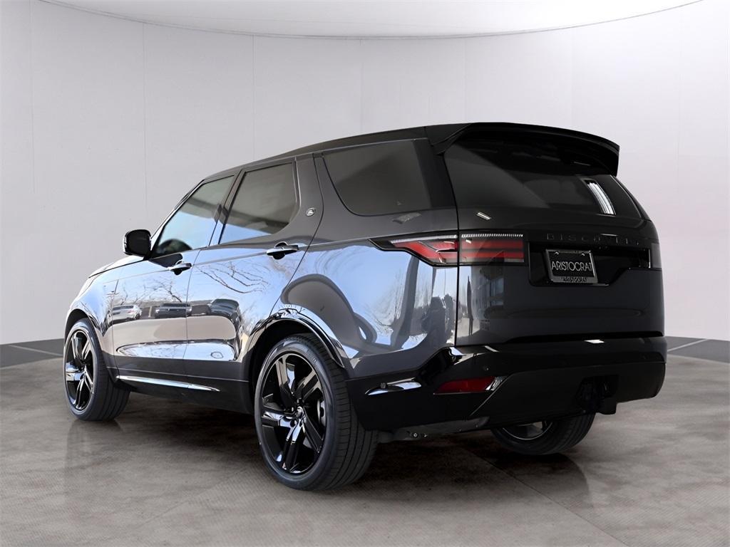 new 2025 Land Rover Discovery car, priced at $83,585