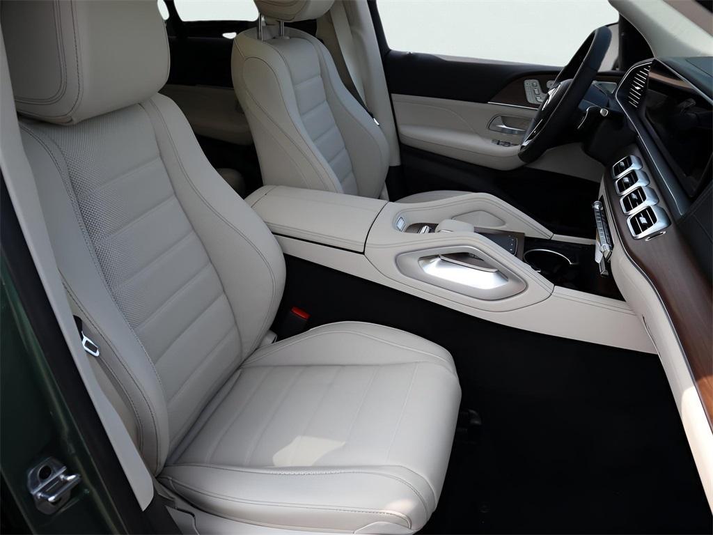 new 2026 Mercedes-Benz GLE 450 car, priced at $95,205