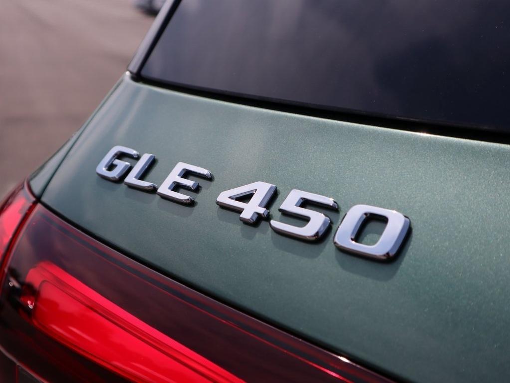 new 2026 Mercedes-Benz GLE 450 car, priced at $95,205