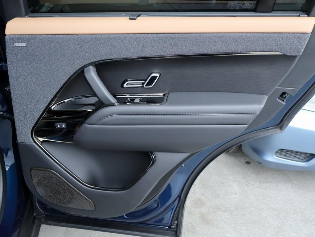 new 2025 Land Rover Range Rover Sport car, priced at $145,075