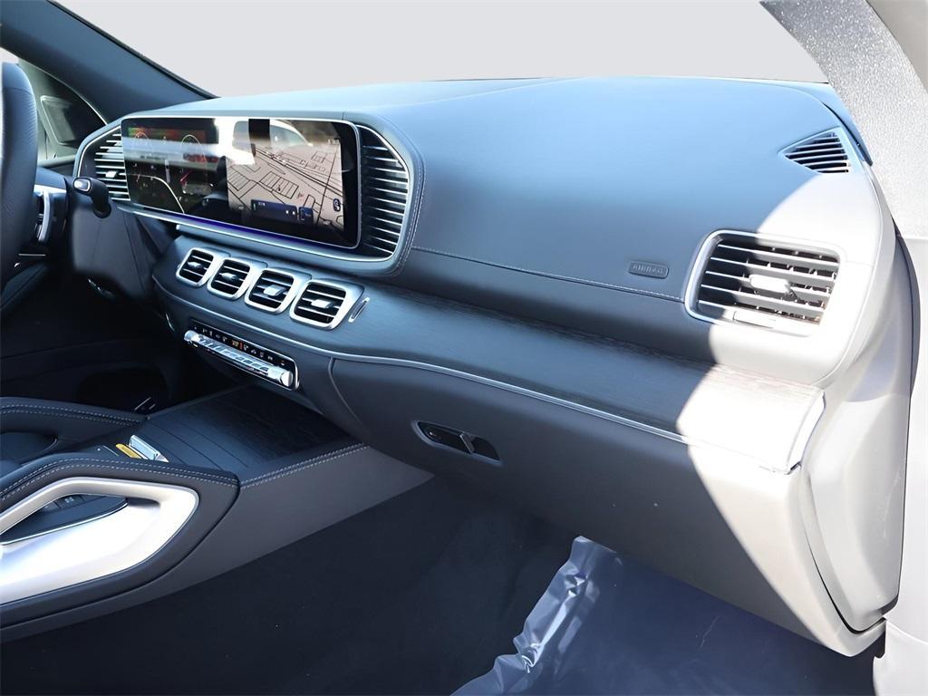 new 2025 Mercedes-Benz GLS 450 car, priced at $101,645