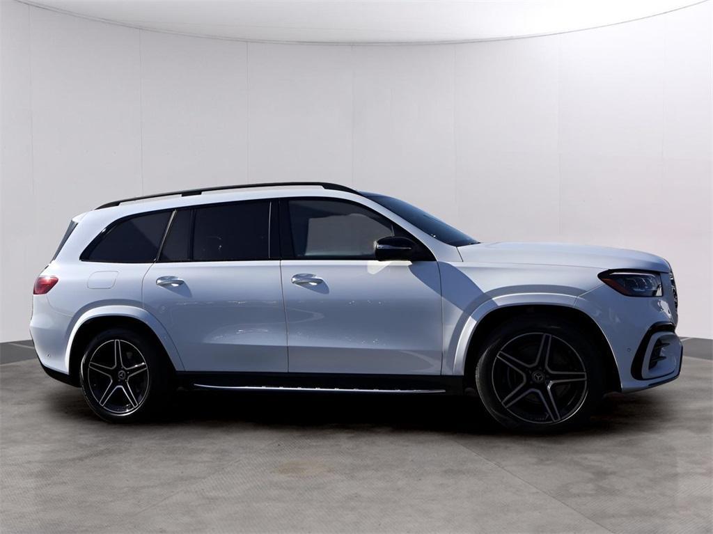 new 2025 Mercedes-Benz GLS 450 car, priced at $101,645