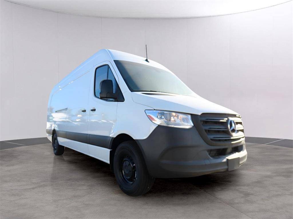 new 2024 Mercedes-Benz Sprinter 2500 car, priced at $67,056