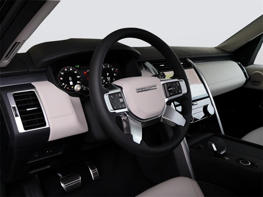 new 2025 Land Rover Discovery car, priced at $84,888