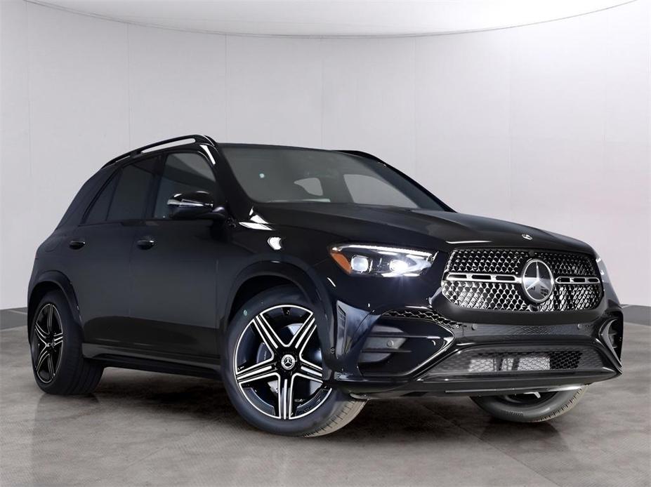 new 2024 Mercedes-Benz GLE 580 car, priced at $102,720