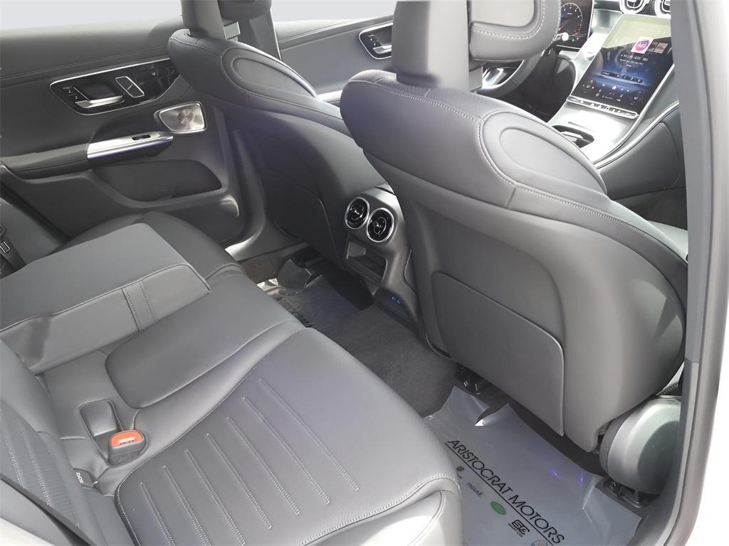 new 2025 Mercedes-Benz GLC 300 car, priced at $70,295
