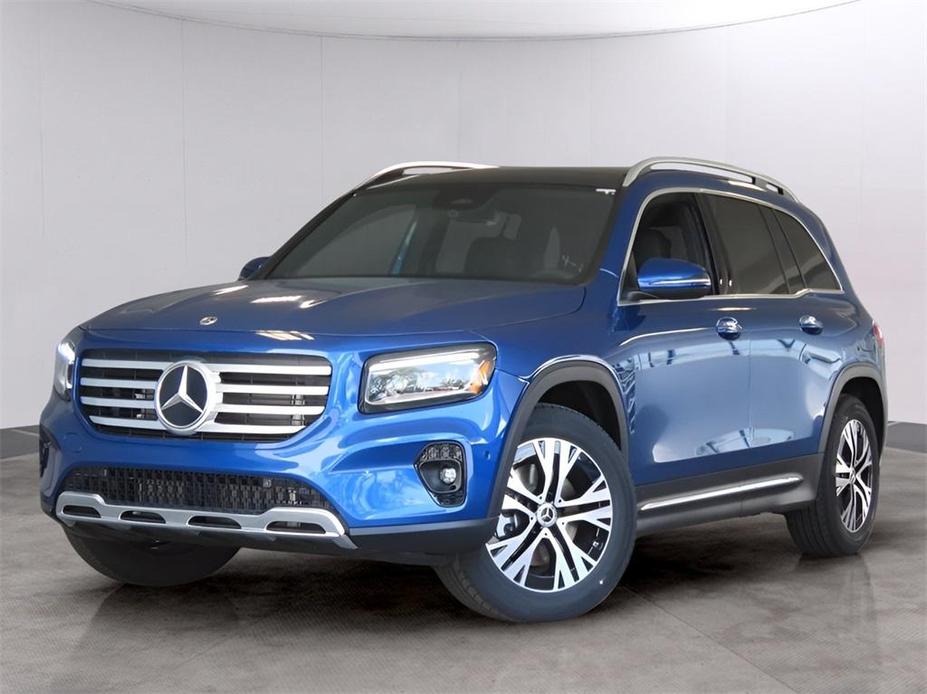 new 2024 Mercedes-Benz GLB 250 car, priced at $52,075