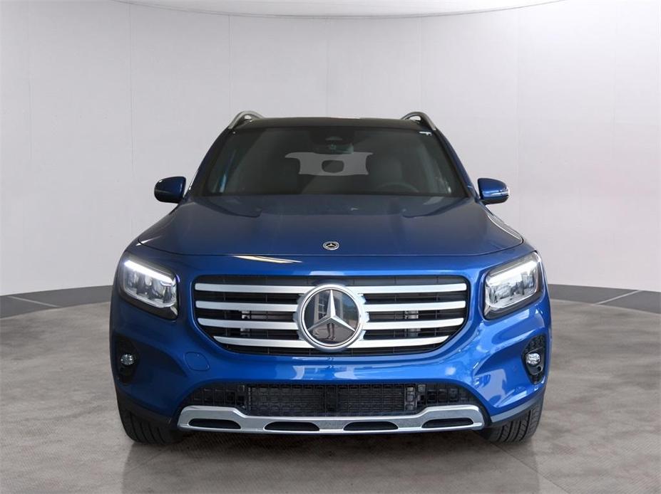 new 2024 Mercedes-Benz GLB 250 car, priced at $52,075