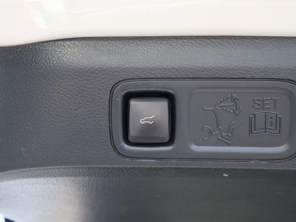 used 2021 Lincoln Navigator L car, priced at $42,377