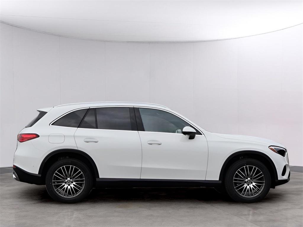 new 2025 Mercedes-Benz GLC 300 car, priced at $56,293