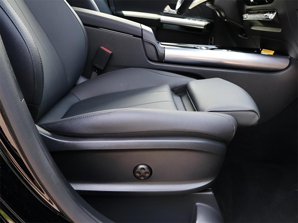 used 2025 Mercedes-Benz GLA 250 car, priced at $46,490