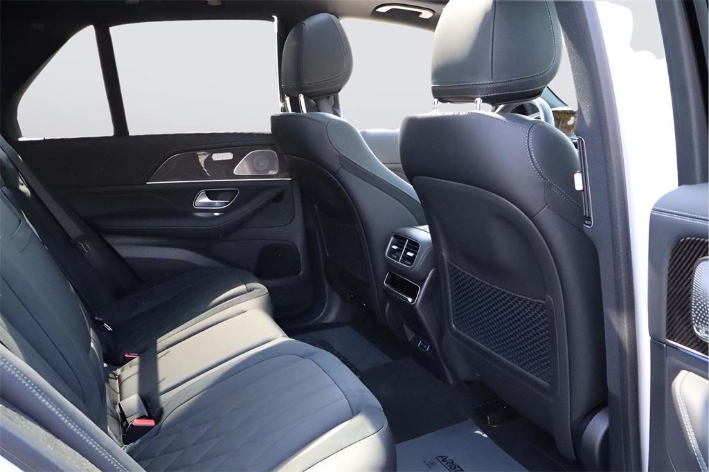 new 2025 Mercedes-Benz AMG GLE 53 car, priced at $108,205