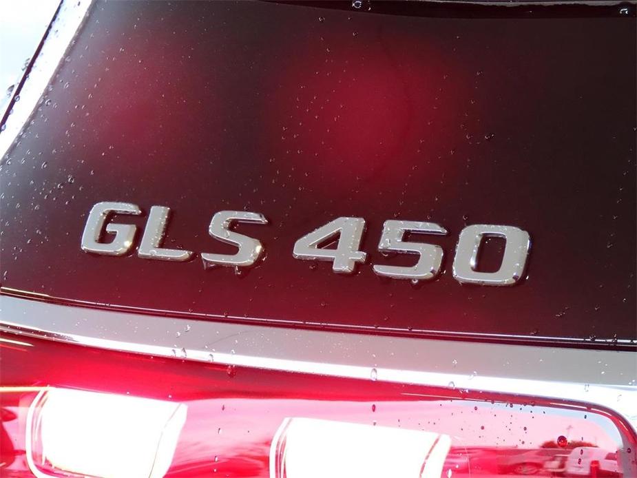 new 2025 Mercedes-Benz GLS 450 car, priced at $104,370