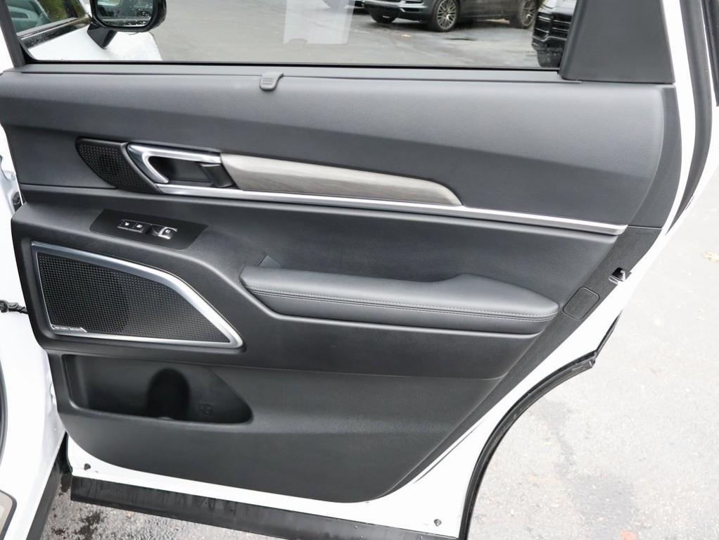 used 2023 Kia Telluride car, priced at $42,777