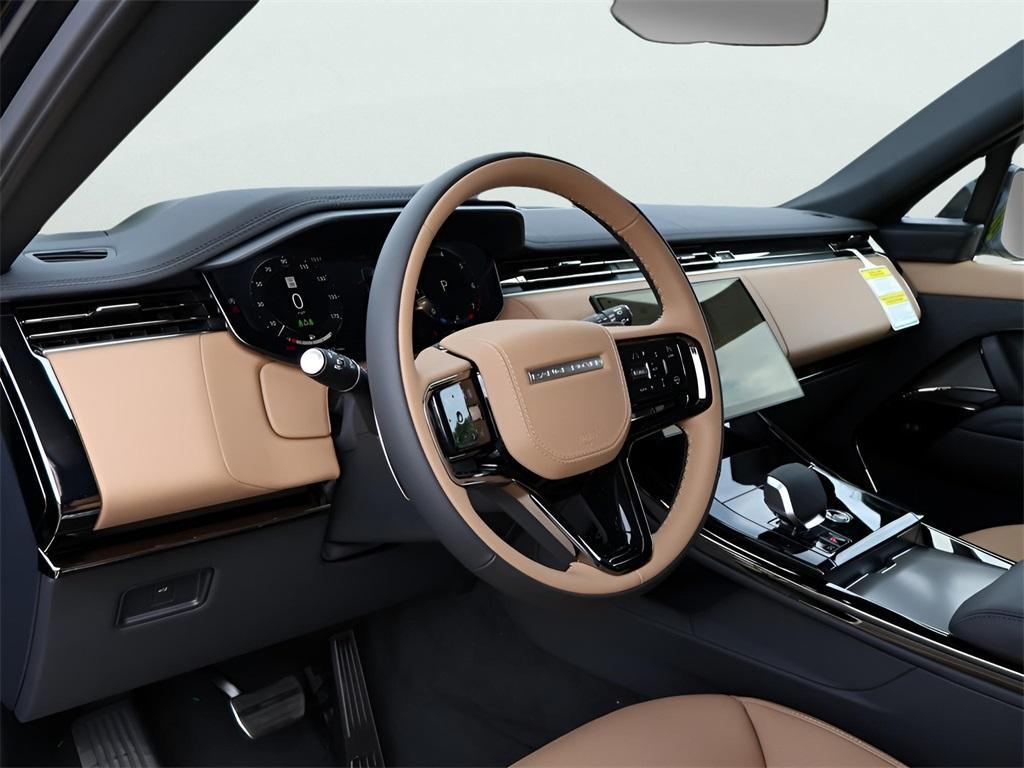 new 2025 Land Rover Range Rover Sport car, priced at $105,445
