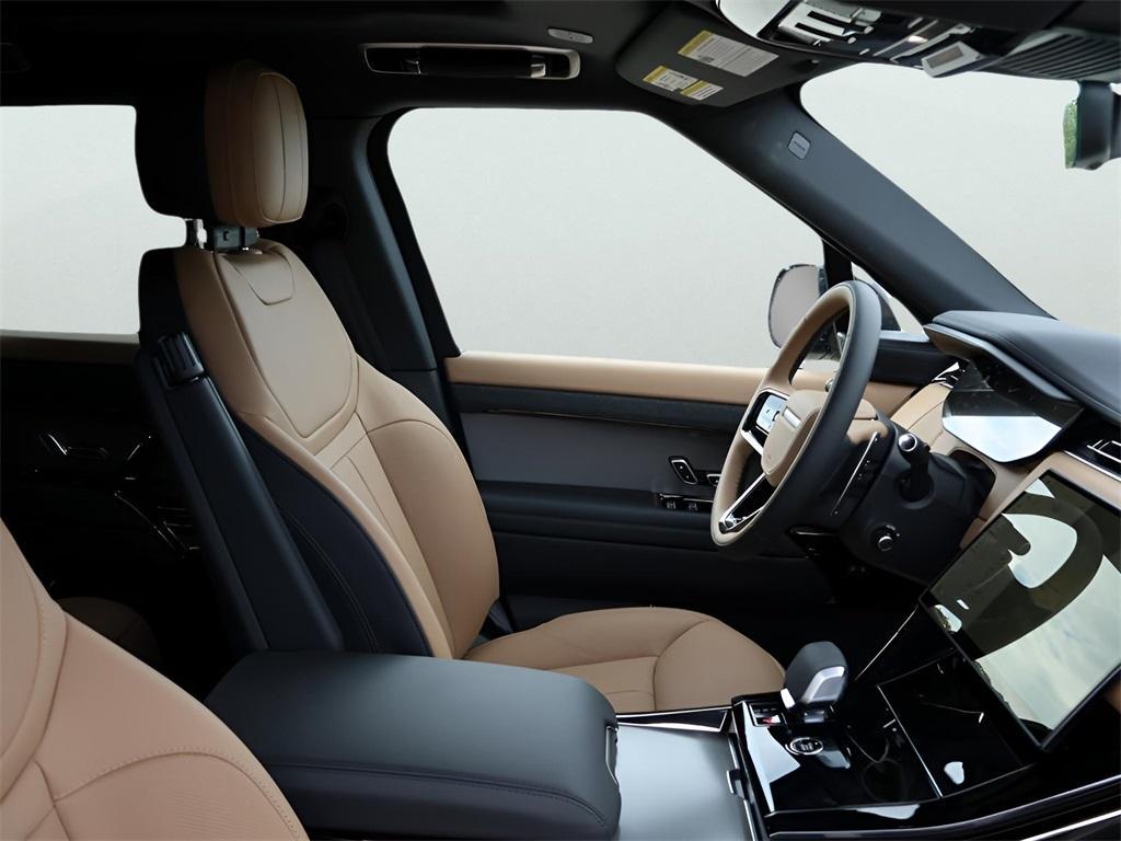 new 2025 Land Rover Range Rover Sport car, priced at $105,445