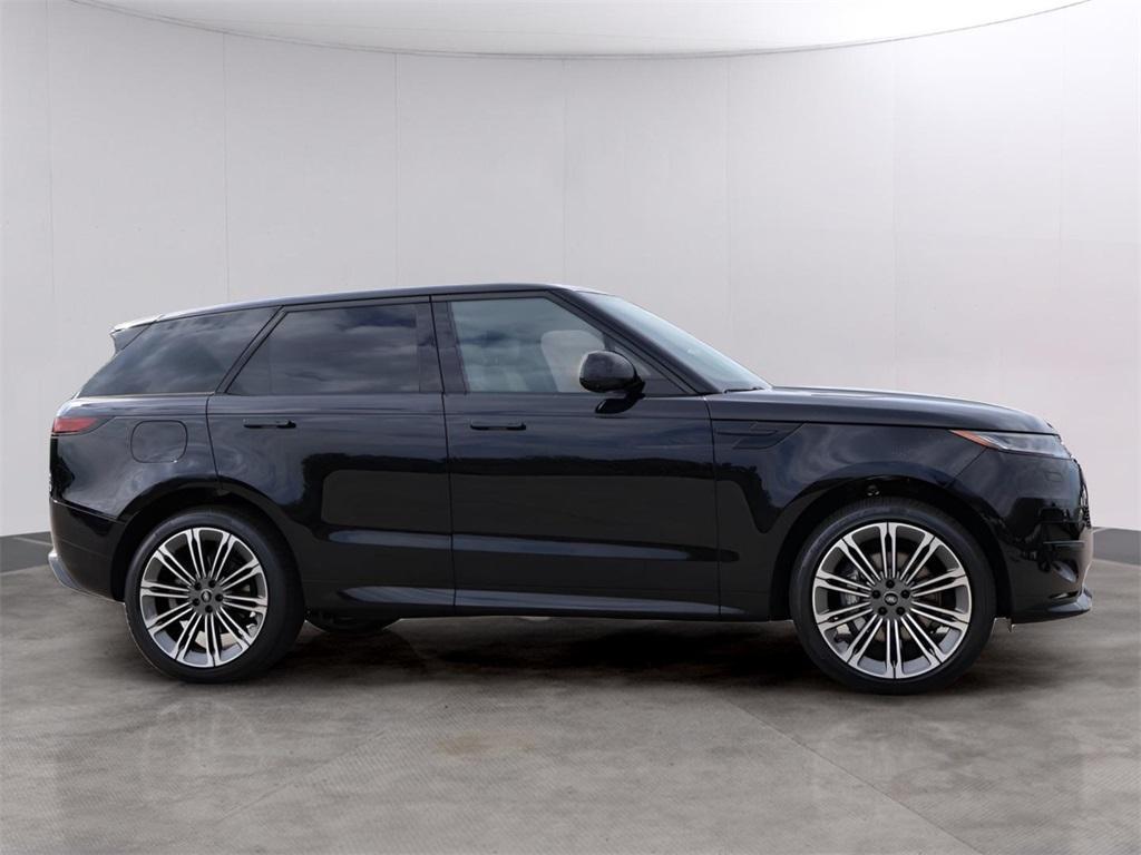 new 2025 Land Rover Range Rover Sport car, priced at $105,445