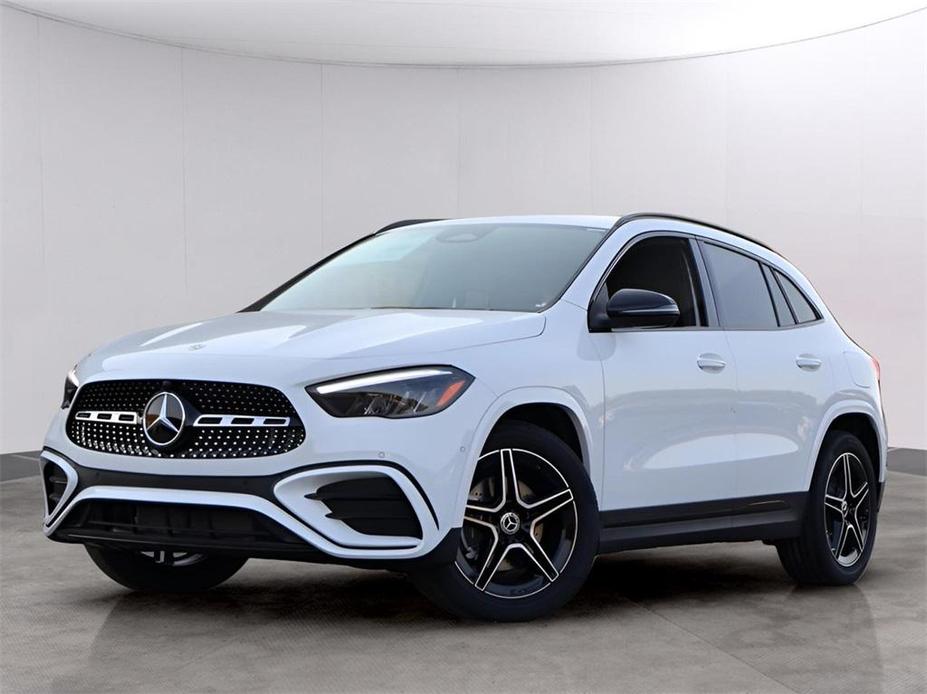 new 2025 Mercedes-Benz GLA 250 car, priced at $52,125