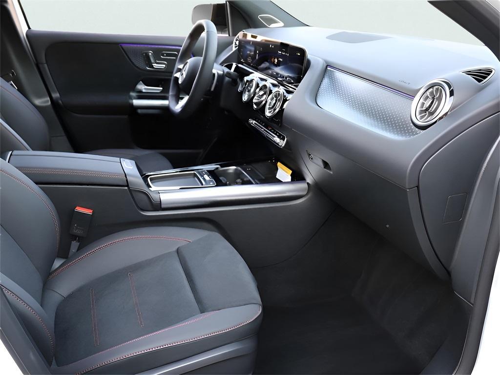 used 2025 Mercedes-Benz GLA 250 car, priced at $45,490