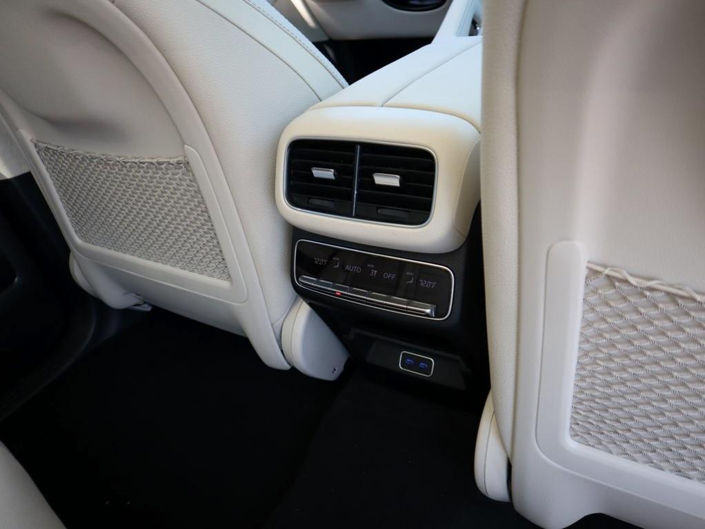 new 2026 Mercedes-Benz GLE 450 car, priced at $89,095
