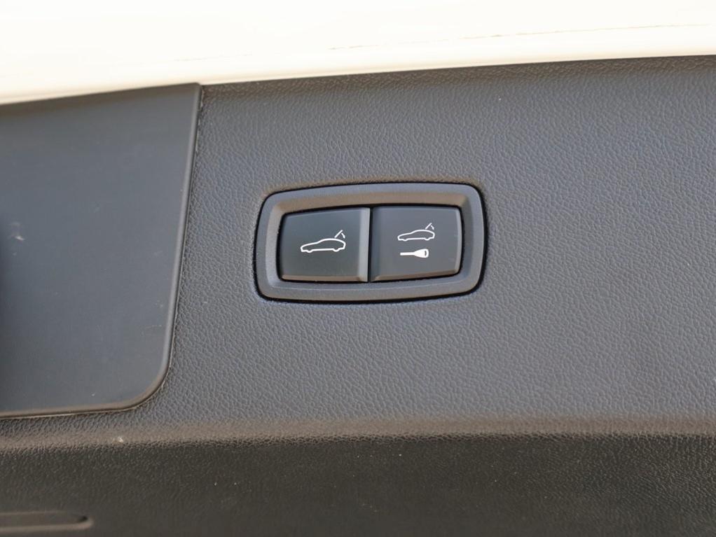 used 2020 Porsche Cayenne car, priced at $46,977