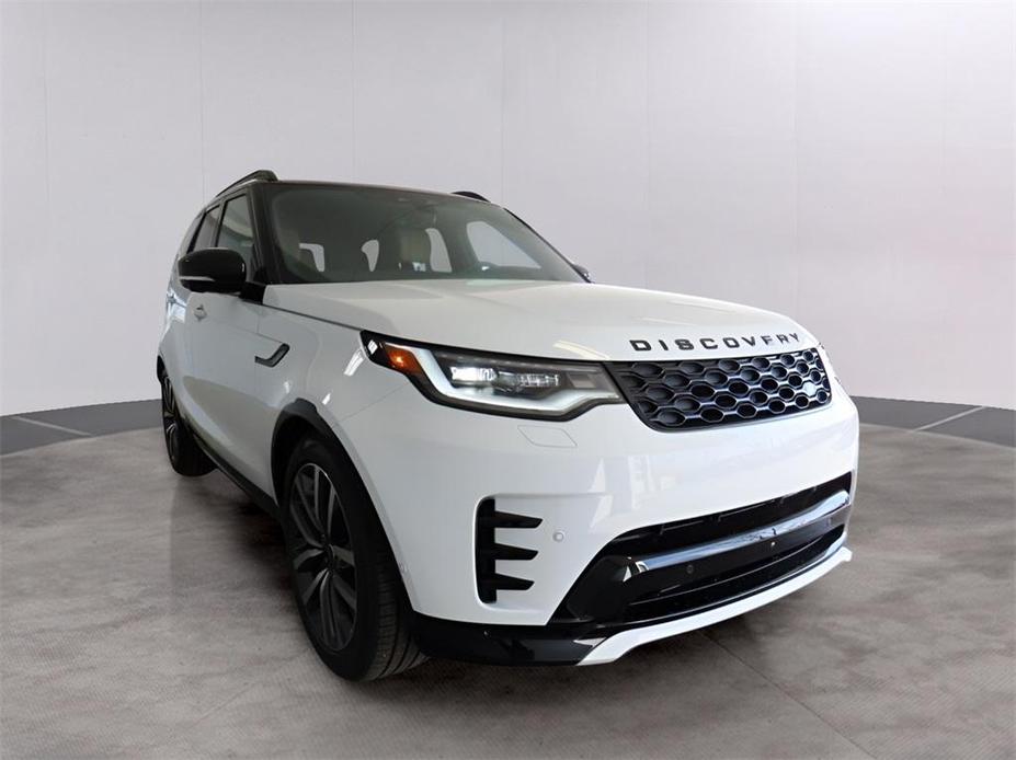 new 2024 Land Rover Discovery car, priced at $82,990
