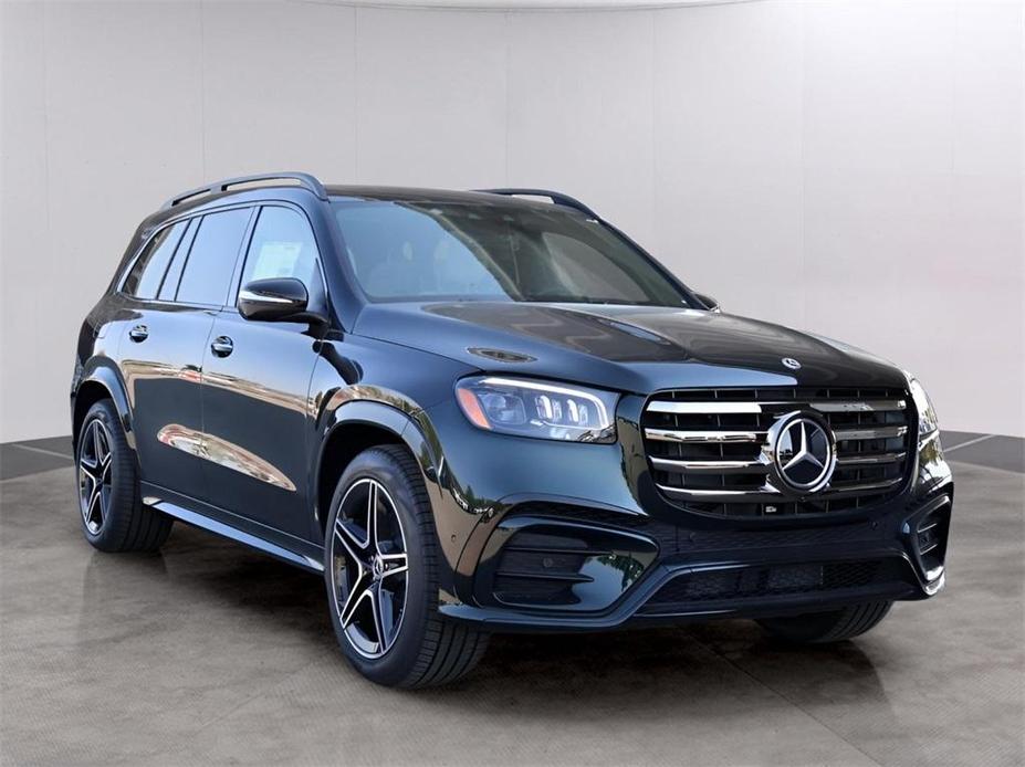 new 2025 Mercedes-Benz GLS 450 car, priced at $102,150