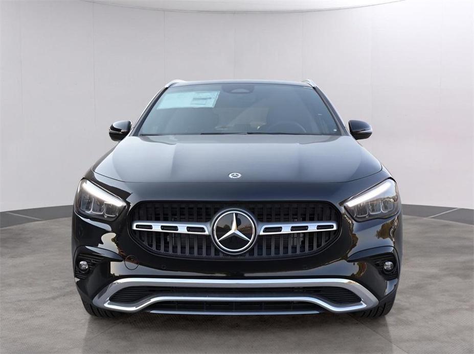 new 2025 Mercedes-Benz GLA 250 car, priced at $47,295