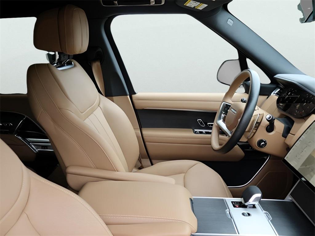 new 2025 Land Rover Range Rover car, priced at $163,890