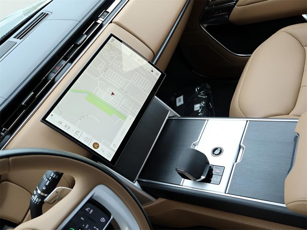 new 2025 Land Rover Range Rover car, priced at $163,890