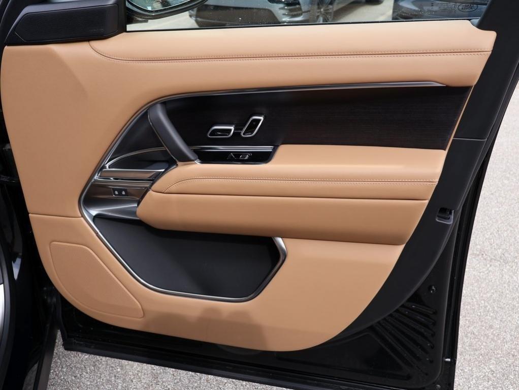 new 2025 Land Rover Range Rover car, priced at $163,890