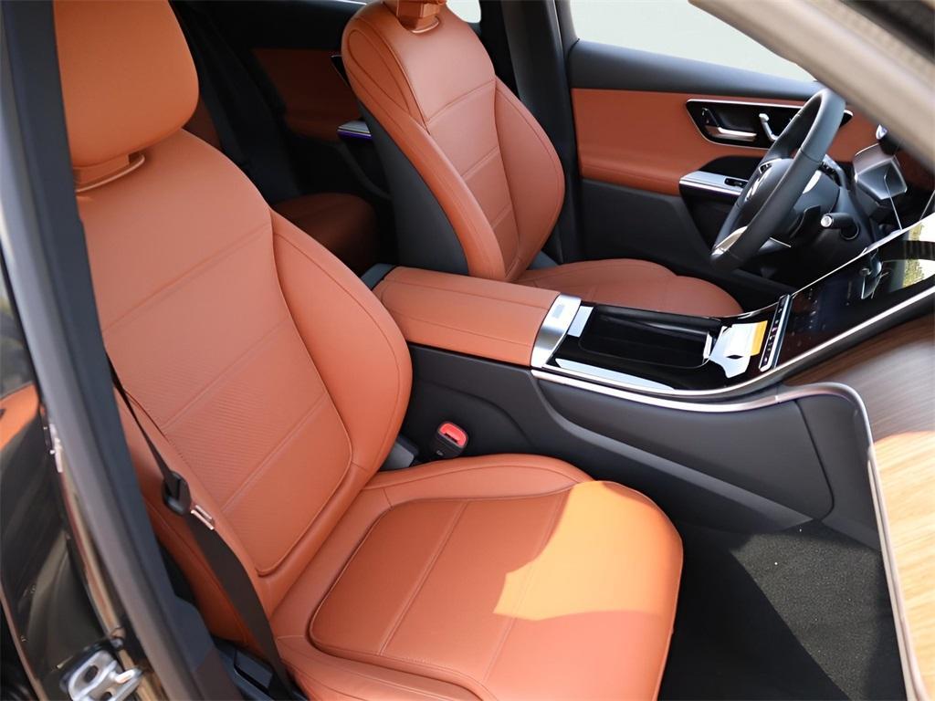 new 2026 Mercedes-Benz GLC 300 car, priced at $59,350