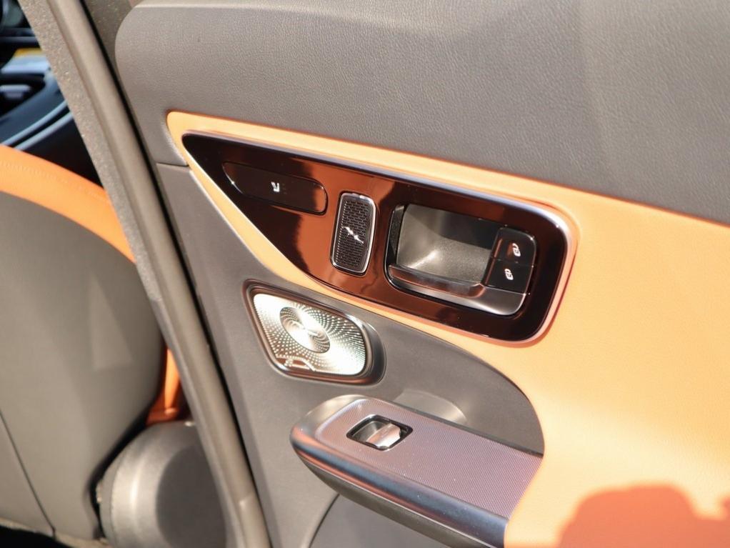 new 2026 Mercedes-Benz GLC 300 car, priced at $59,350