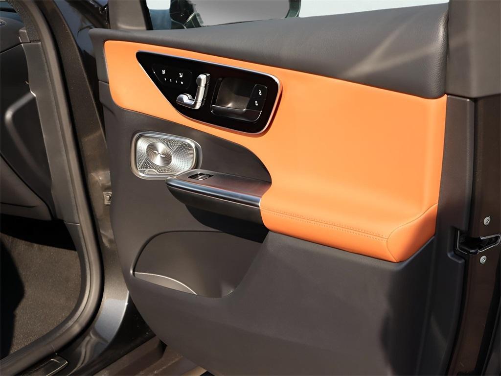 new 2026 Mercedes-Benz GLC 300 car, priced at $59,350