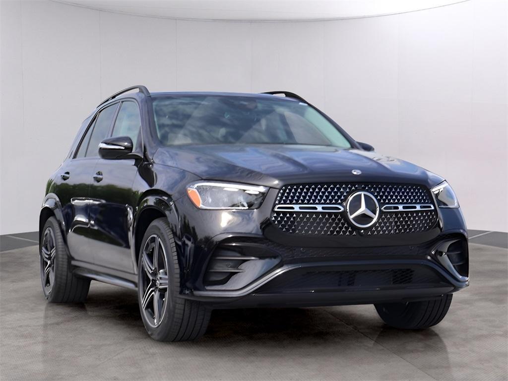 new 2025 Mercedes-Benz GLE 450 car, priced at $87,075