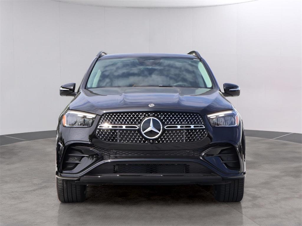 new 2025 Mercedes-Benz GLE 450 car, priced at $87,075