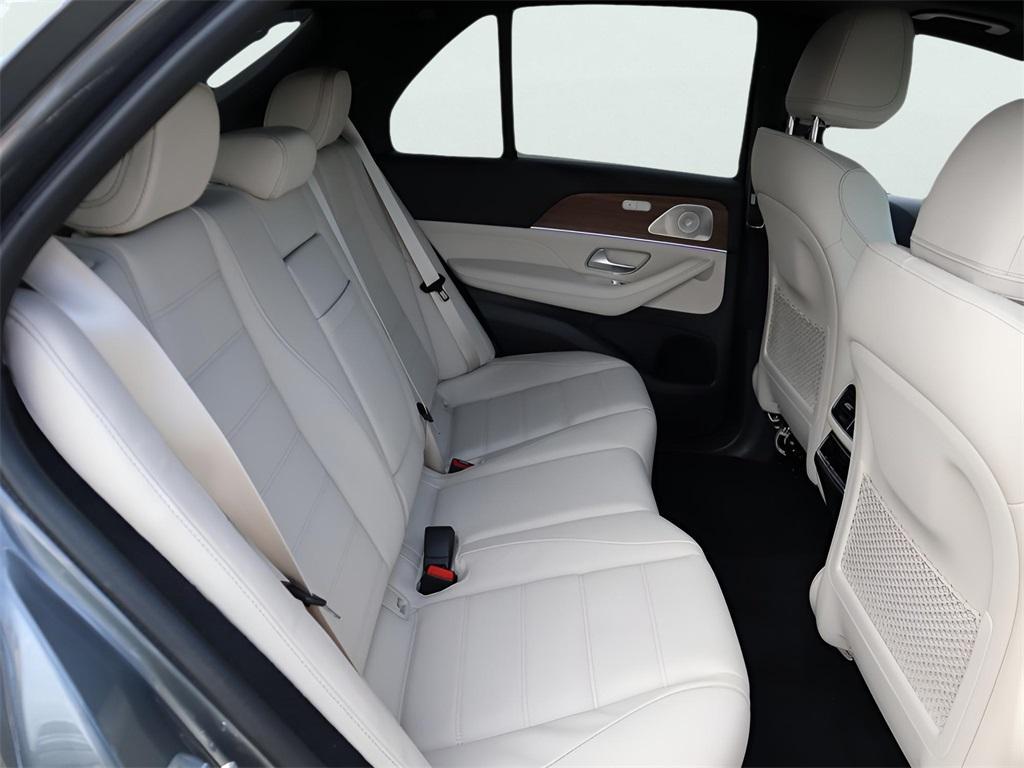 new 2026 Mercedes-Benz GLE 450 car, priced at $87,345