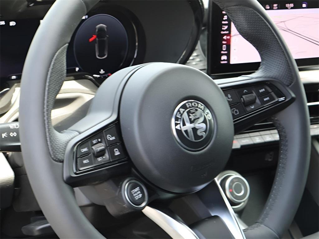 new 2025 Alfa Romeo Tonale car, priced at $39,930