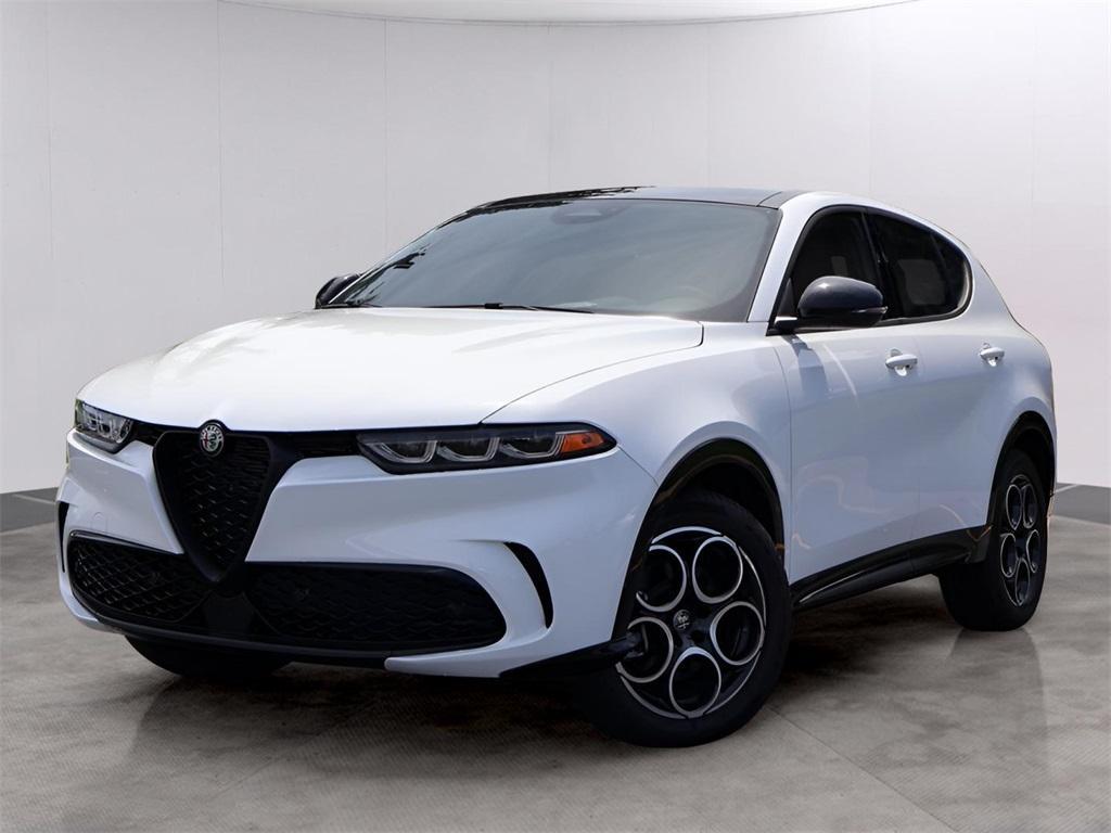 new 2025 Alfa Romeo Tonale car, priced at $39,930