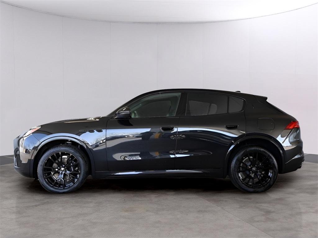 new 2025 Maserati Grecale car, priced at $80,900