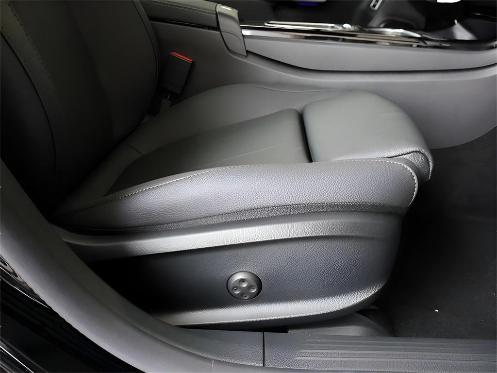 new 2025 Mercedes-Benz CLA 250 car, priced at $50,395